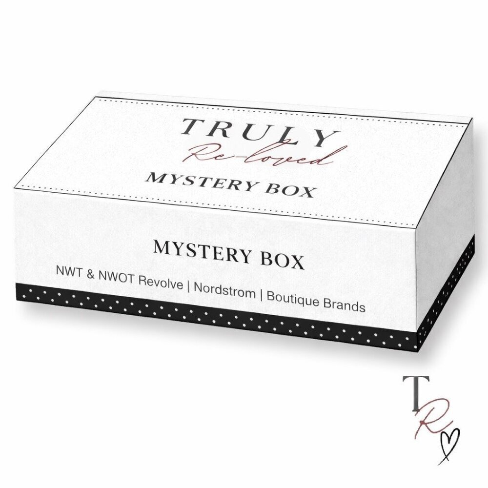Reseller Mystery Box E: 5 Pound NWT & NWOT Revolve Nordstrom Boutique Brands
